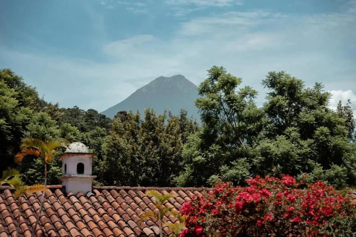 Zahar Boutique Stay Volcano Views And Pool Antigua 0*,  Guatemala
