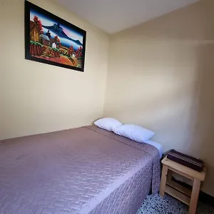 Central Hostel Antigua Ostello